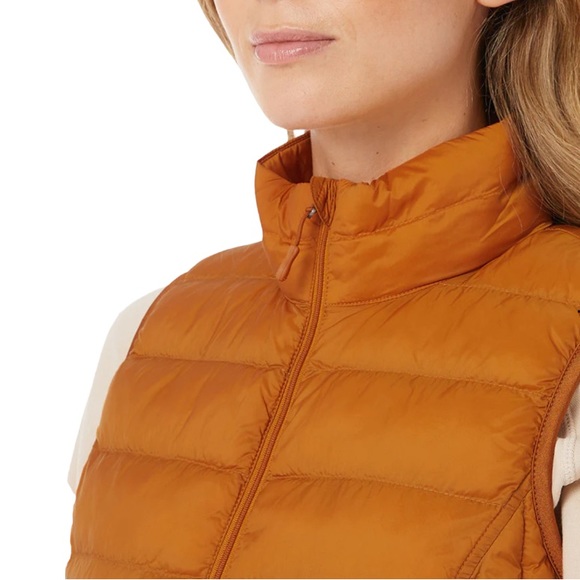 🆕 32 DEGREES LIGHTWEIGHT RECYCLED POLY-FILL PACKABLE VEST - Picture 3 of 4